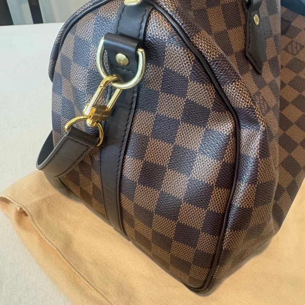 Louis Vuitton Speedy Crossbody - Picture 3 of 5